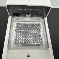 Applied Biosystems Automated Thermal Cycler image 2